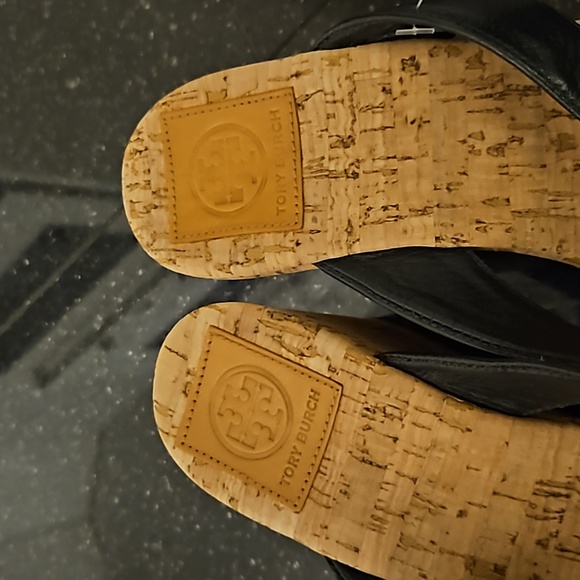 Tori Burch Gorgeous heel sandals 8/ half  M. Great Condition. - Picture 2 of 13